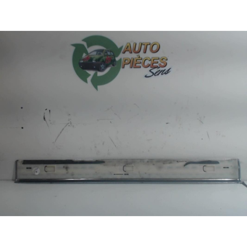 Baguette de porte avant droite MERCEDES CLASSE CLS 219 PHASE 1 d’occasion