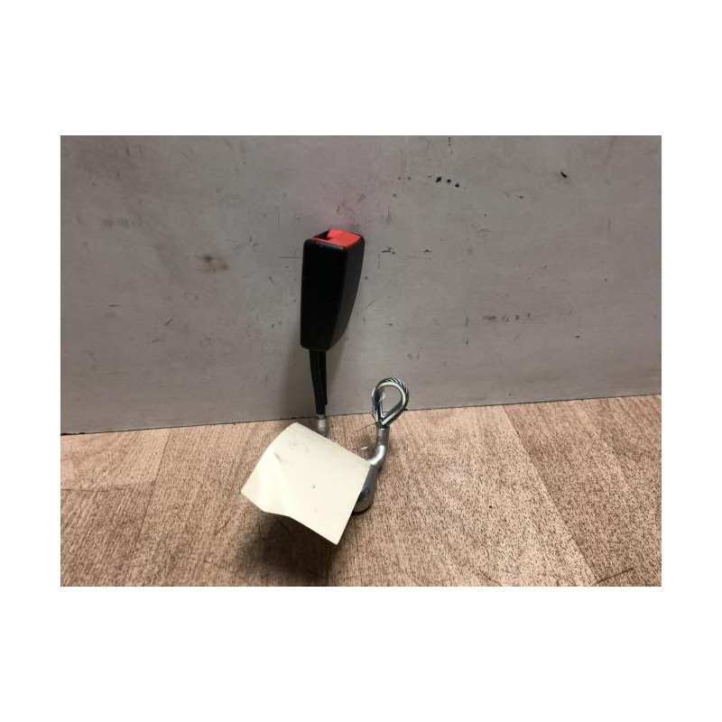 Attache ceinture arriere droit SEAT IBIZA 4 PHASE 1 d’occasion