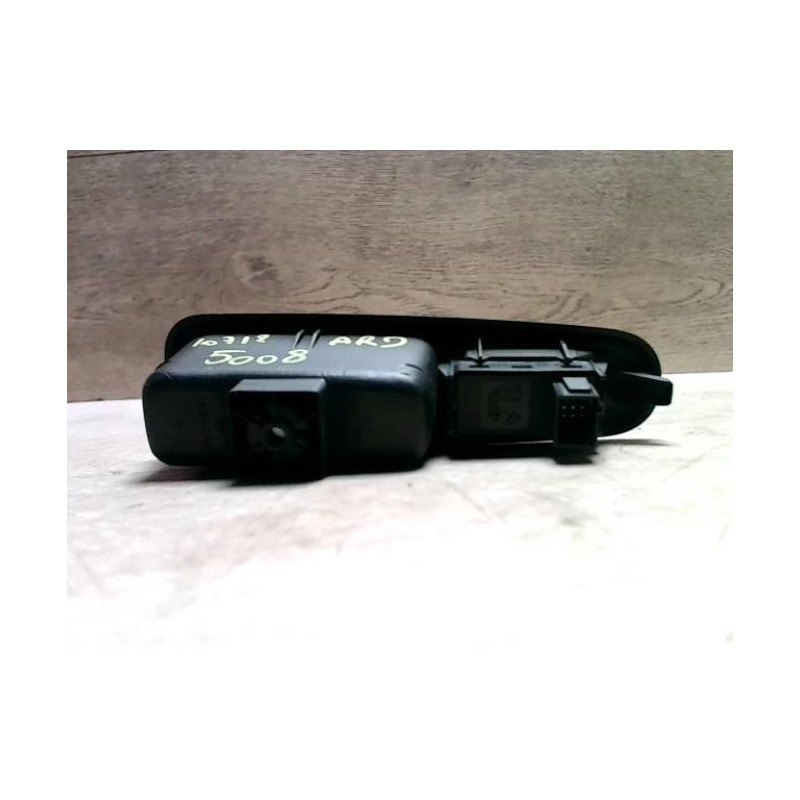 Interrupteur de leve vitre arriere droit PEUGEOT 5008 1 PHASE 1 d’occasion