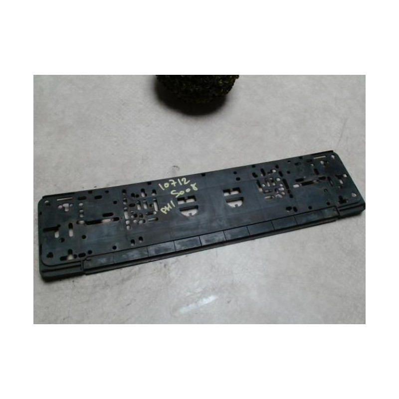 Support de plaque d'immatriculation PEUGEOT 5008 1 PHASE 1 d’occasion