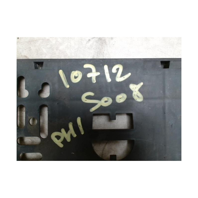 Support de plaque d'immatriculation PEUGEOT 5008 1 PHASE 1 d’occasion