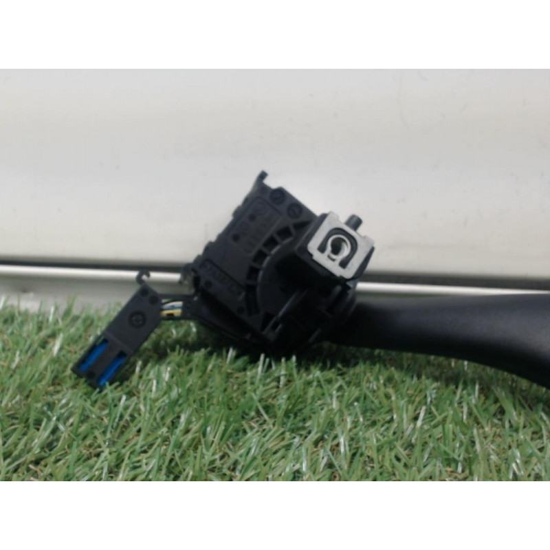 Commodo d'essuie glaces AUDI A3 (8P) PHASE 1 d’occasion