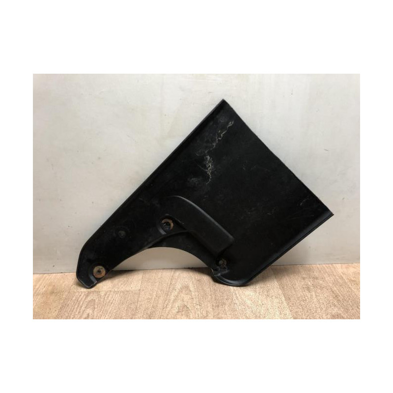 Bavette arriere gauche TOYOTA HILUX 4 PHASE 3 d’occasion