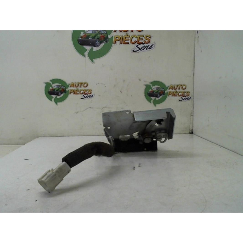 Serrure de coffre FORD MONDEO 2 d’occasion