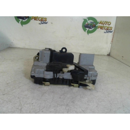 Serrure avant gauche PEUGEOT 307 PHASE 1 d’occasion