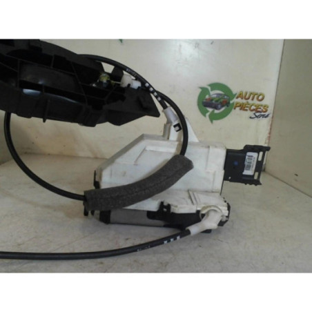 Serrure avant droit PEUGEOT 308 2 SW PHASE 1 BREAK d’occasion