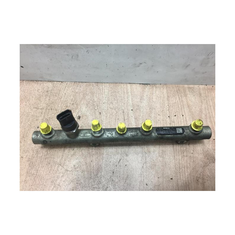 Rampe injection RENAULT KANGOO 1 PHASE 1 d’occasion