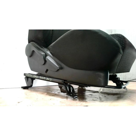Siege avant droit TOYOTA COROLLA VERSO 2 PHASE 2 d’occasion