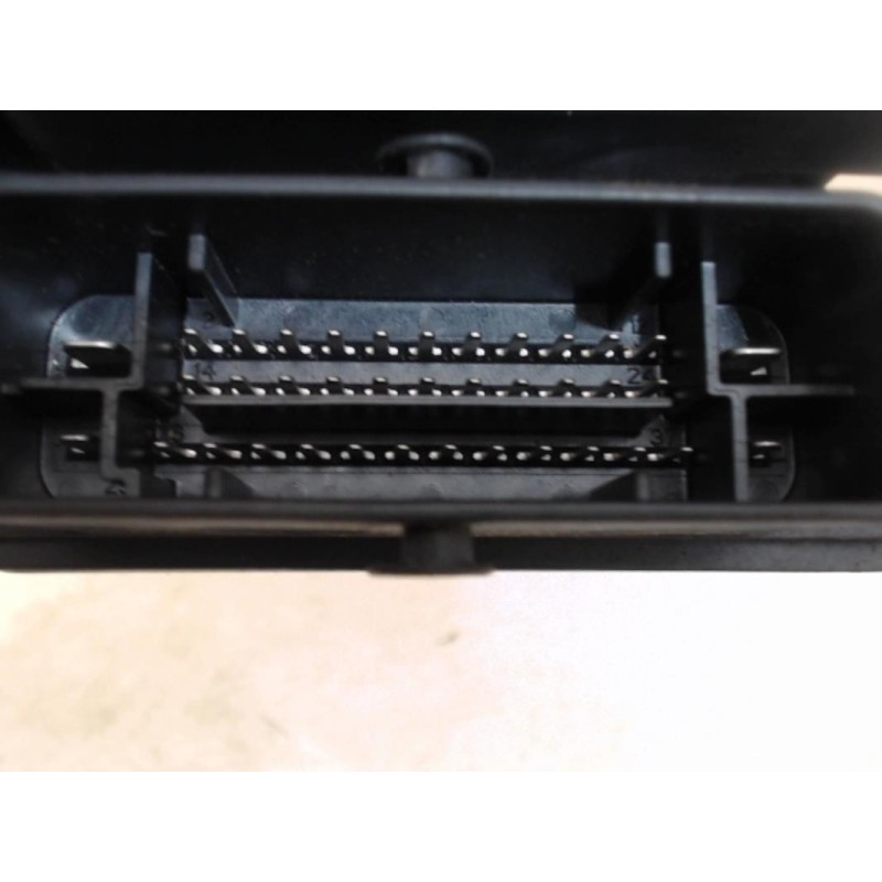 Bloc ABS (freins anti-blocage) RENAULT CLIO 4 PHASE 1 d’occasion