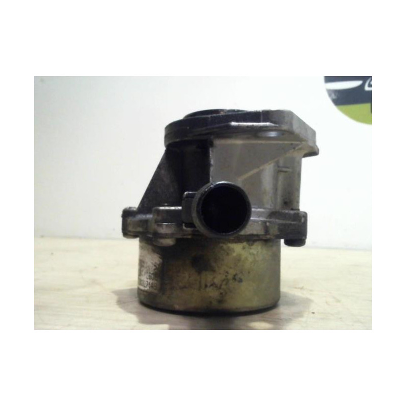 Pompe à vide RENAULT CLIO 2 PHASE 2 d’occasion