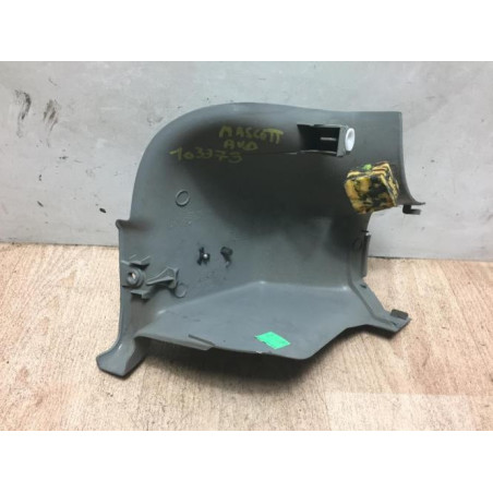Garniture laterale arriere droite RENAULT MASCOTT d’occasion