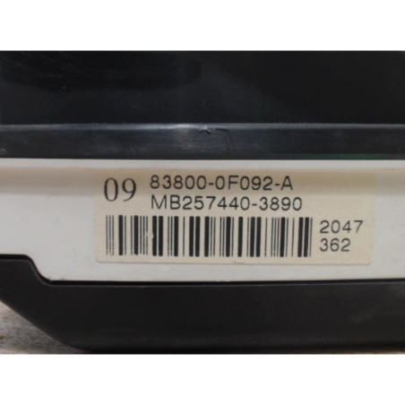 Compteur TOYOTA COROLLA VERSO 2 PHASE 2 d’occasion