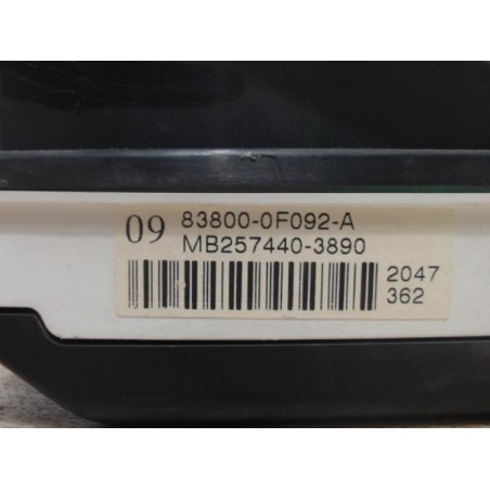 Compteur TOYOTA COROLLA VERSO 2 PHASE 2 d’occasion