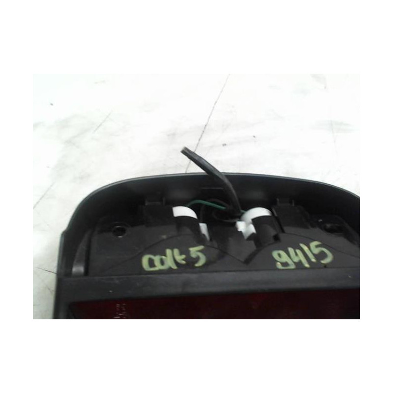 Feu arriere stop central MITSUBISHI COLT 5 d’occasion