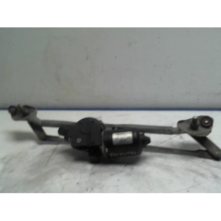 Moteur essuie glace avant droit TOYOTA COROLLA VERSO 2 PHASE 2 d’occasion
