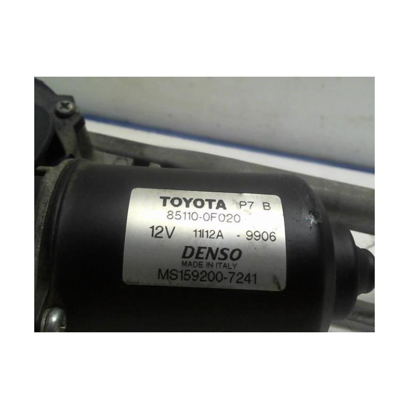 Moteur essuie glace avant droit TOYOTA COROLLA VERSO 2 PHASE 2 d’occasion