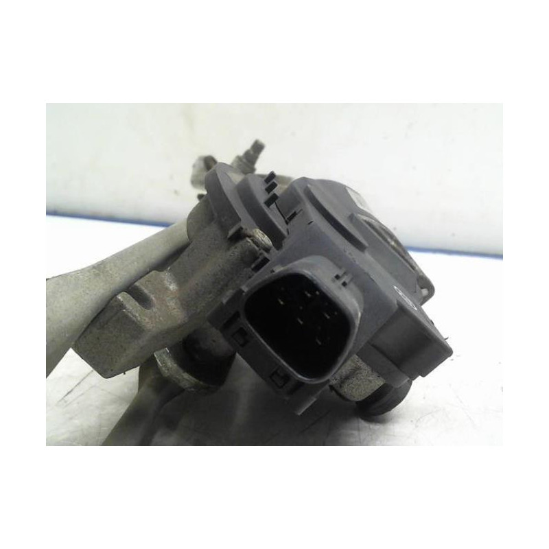 Moteur essuie glace avant droit TOYOTA COROLLA VERSO 2 PHASE 2 d’occasion