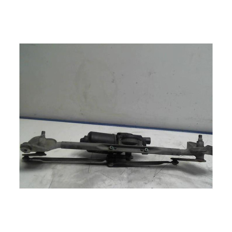 Moteur essuie glace avant droit TOYOTA COROLLA VERSO 2 PHASE 2 d’occasion