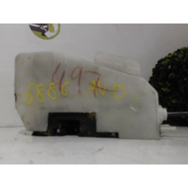 Serrure avant droit FORD FIESTA 4 PHASE 2 d’occasion