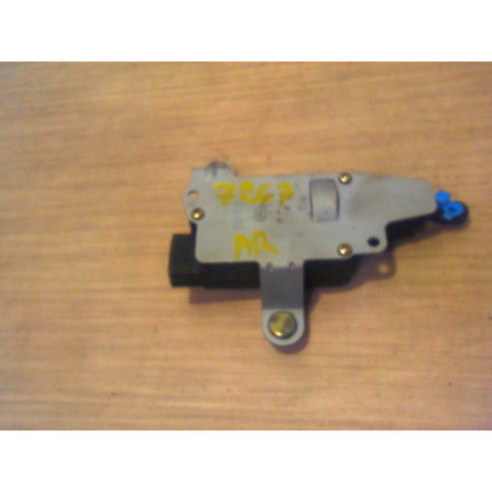 Moteur ouverture de Coffre/Malle/Hayon HYUNDAI MATRIX PHASE 1 d’occasion
