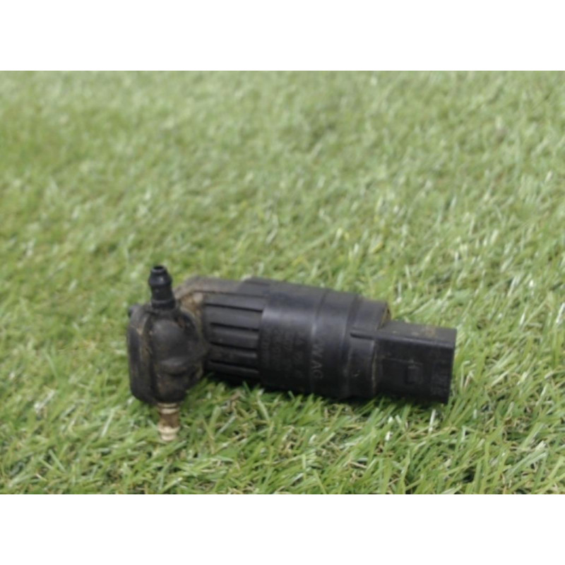 Pompe lave glace avant VOLKSWAGEN GOLF PLUS PHASE 2 d’occasion