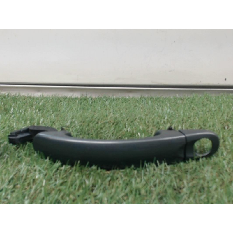 Poignee porte avant gauche VOLKSWAGEN GOLF PLUS PHASE 2 d’occasion