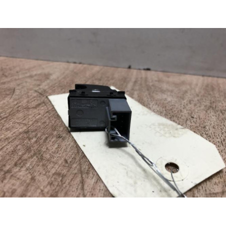 Interrupteur de leve vitre avant droit SEAT IBIZA 4 PHASE 1 d’occasion