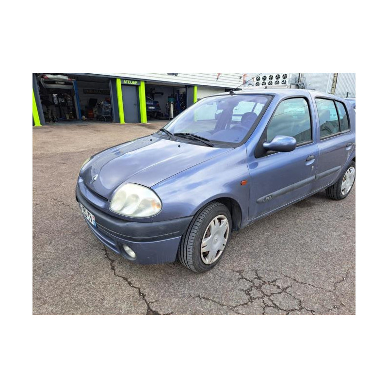 Calandre RENAULT CLIO 2 PHASE 1 d’occasion