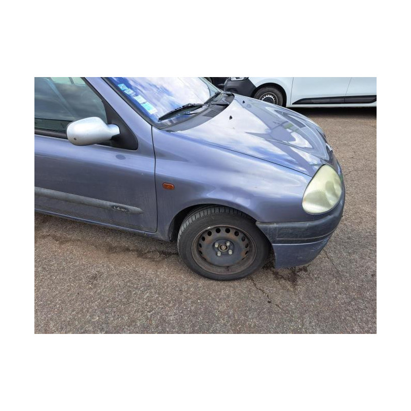 Calandre RENAULT CLIO 2 PHASE 1 d’occasion