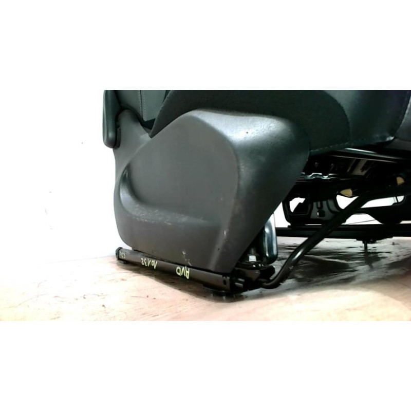 Siege avant droit CITROEN C3 2 PHASE 1 d’occasion