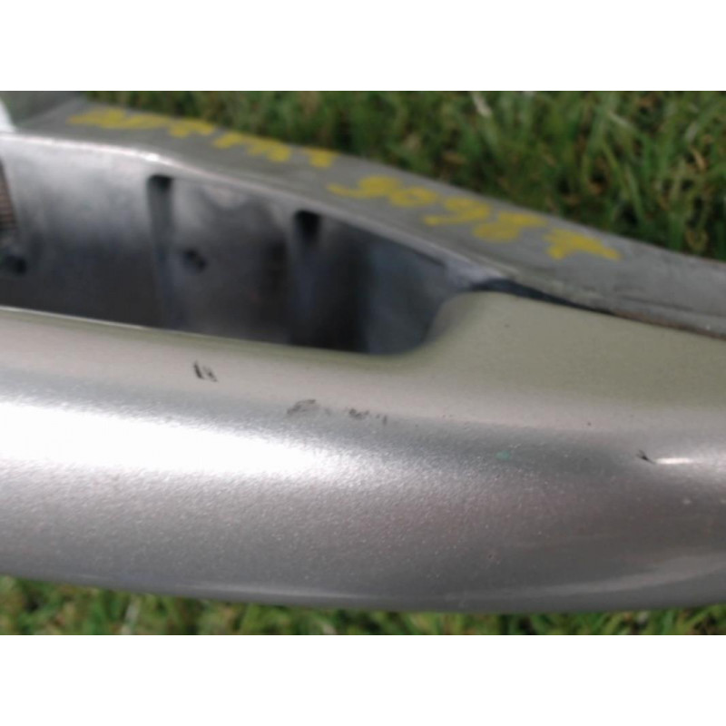 Poignee porte avant gauche PEUGEOT 207 PHASE 1 d’occasion