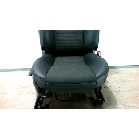 Siege avant droit VOLVO C 30 PHASE 2 d’occasion