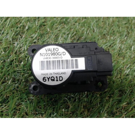 Motoreducteur de climatiseur RENAULT MEGANE II CC PHASE 2 d’occasion