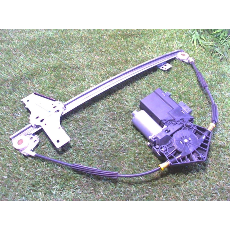 Leve vitre electrique avant gauche PEUGEOT 307 PHASE 1 d’occasion