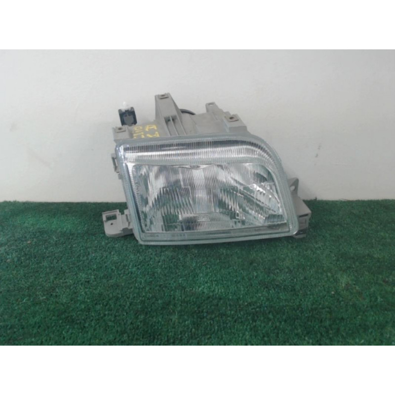 Optique avant principal droit (feux)(phare) RENAULT  d’occasion