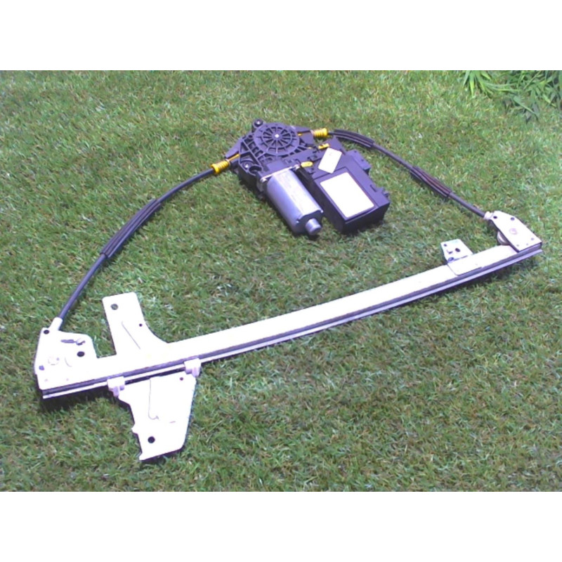 Leve vitre electrique avant gauche PEUGEOT 307 PHASE 1 d’occasion