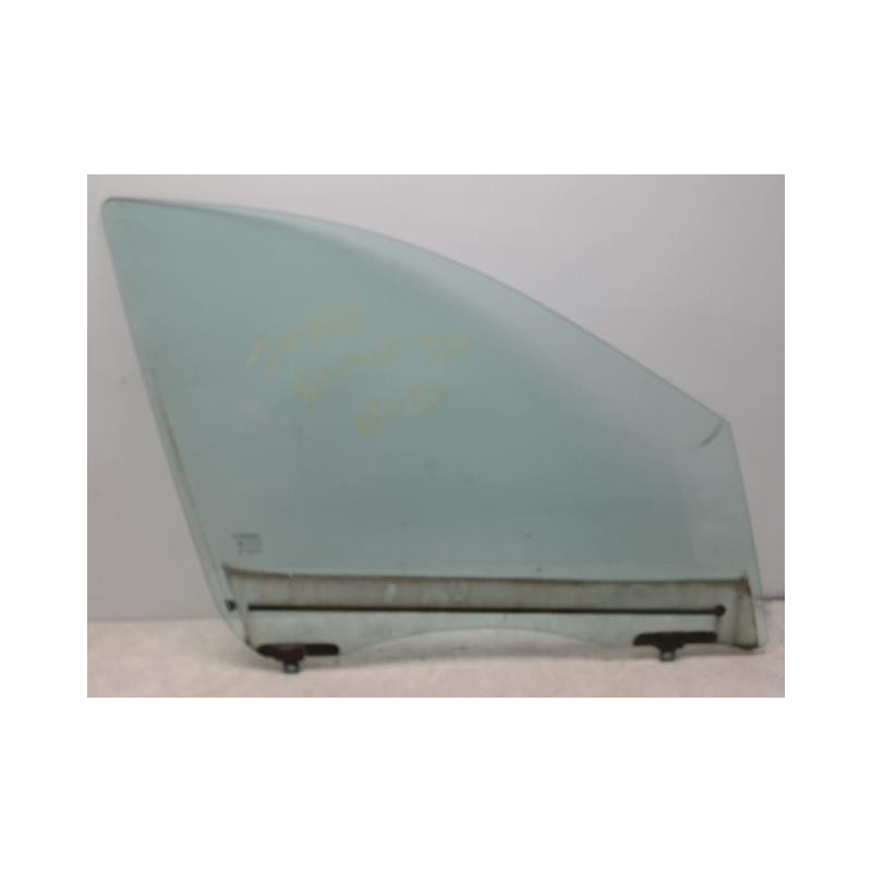 Vitre avant droit RENAULT SCENIC 3 PHASE 1 d’occasion