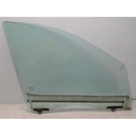Vitre avant droit RENAULT SCENIC 3 PHASE 1 d’occasion