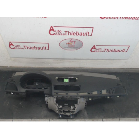 Tableau de bord RENAULT MEGANE III PHASE 1 d’occasion