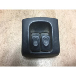 Interrupteur de leve vitre avant gauche RENAULT MEGANE 1 PHASE 2 COUPE d’occasion