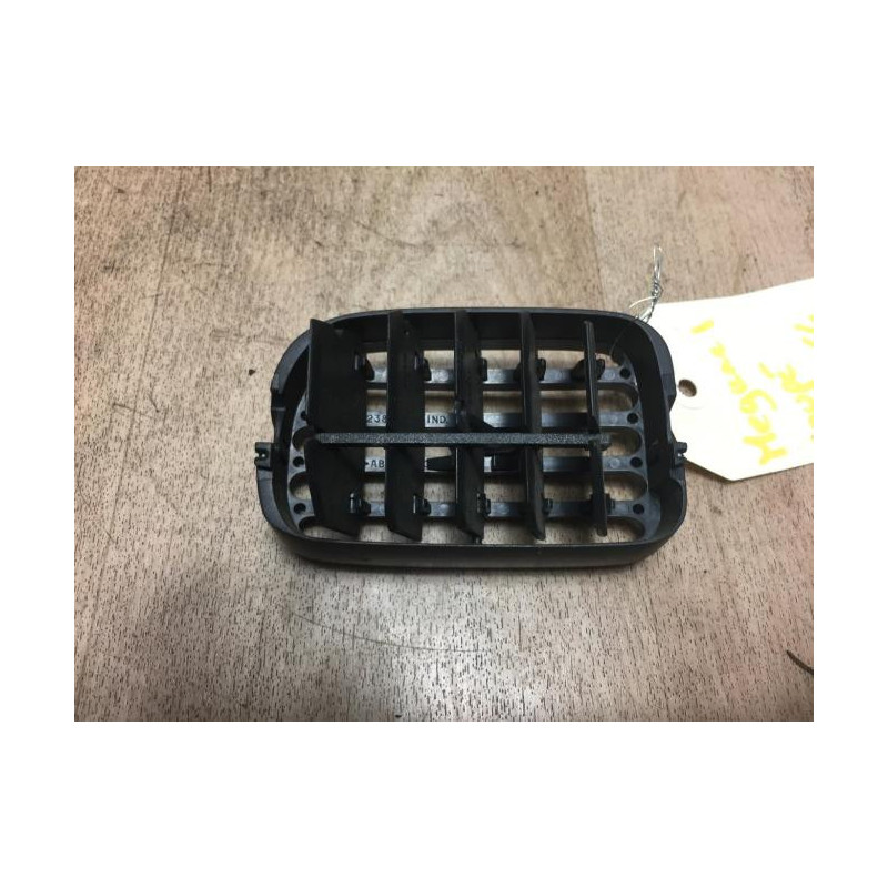 Aerateur tableau de bord RENAULT MEGANE 1 PHASE 2 COUPE d’occasion