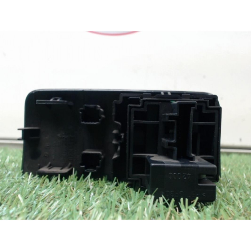 Commande de reglage hauteur de phare RENAULT MEGANE III PHASE 1 d’occasion