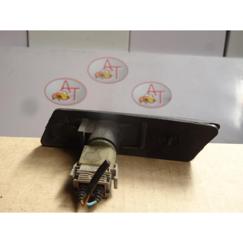 Repetiteur clignotant avant gauche (Feux) BMW  d’occasion