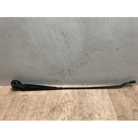 Bras essuie glace avant droit RENAULT CLIO 2 PHASE 2 d’occasion