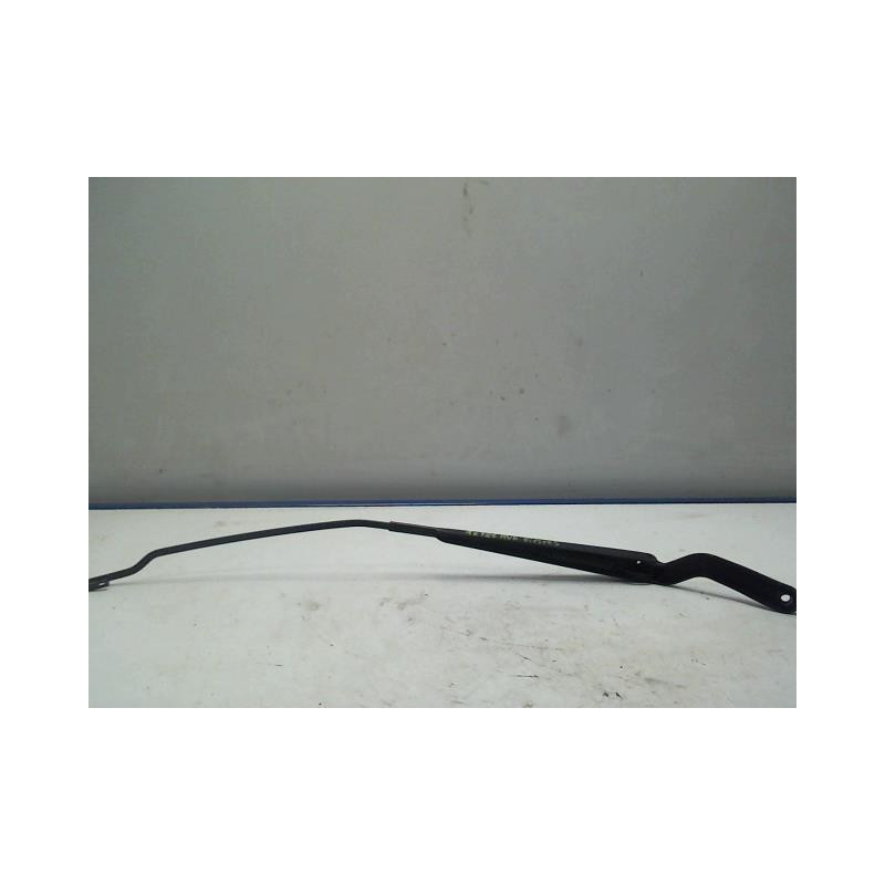 Bras essuie glace avant droit FORD FIESTA 5 PHASE 1 d’occasion