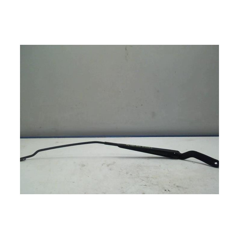 Bras essuie glace avant droit FORD FIESTA 5 PHASE 1 d’occasion