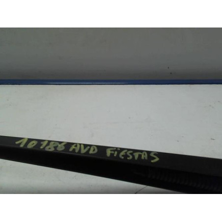 Bras essuie glace avant droit FORD FIESTA 5 PHASE 1 d’occasion
