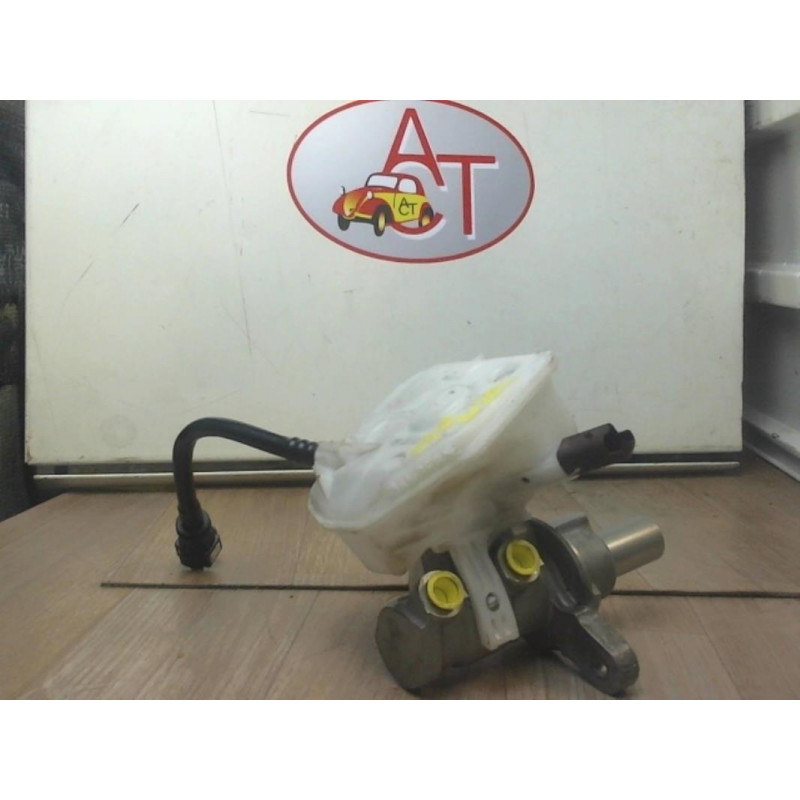 Maitre cylindre (freinage) CITROEN C4 II d’occasion