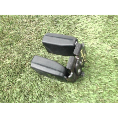 Attache ceinture arriere centrale RENAULT MEGANE II CC PHASE 2 d’occasion