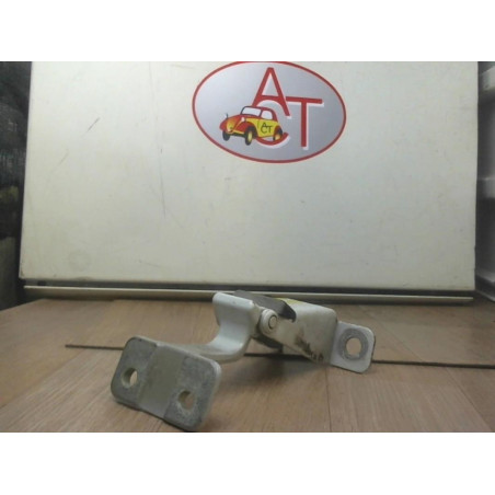 Charniere de porte arriere droit RENAULT KANGOO II d’occasion